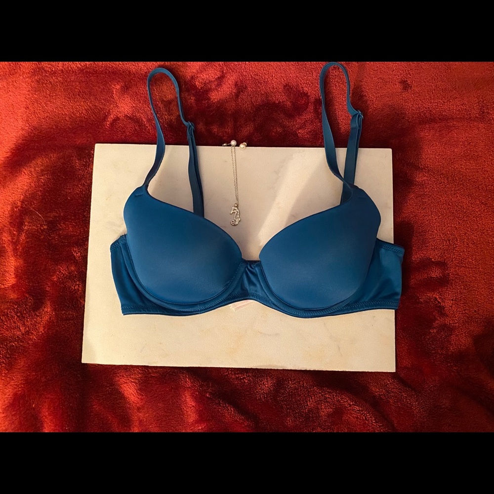 Pink Victorias secret 32A open to offers